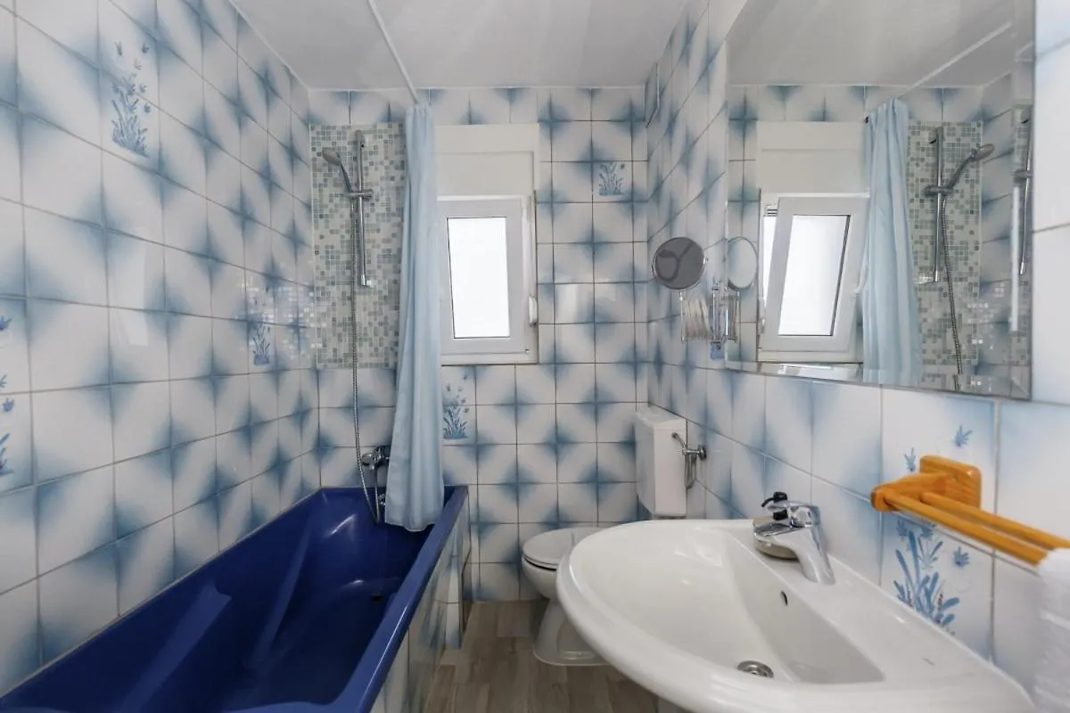 Hotel Barba In Trogir - Mittel-Dalmatien à Mastrinka Maison d'hôtes