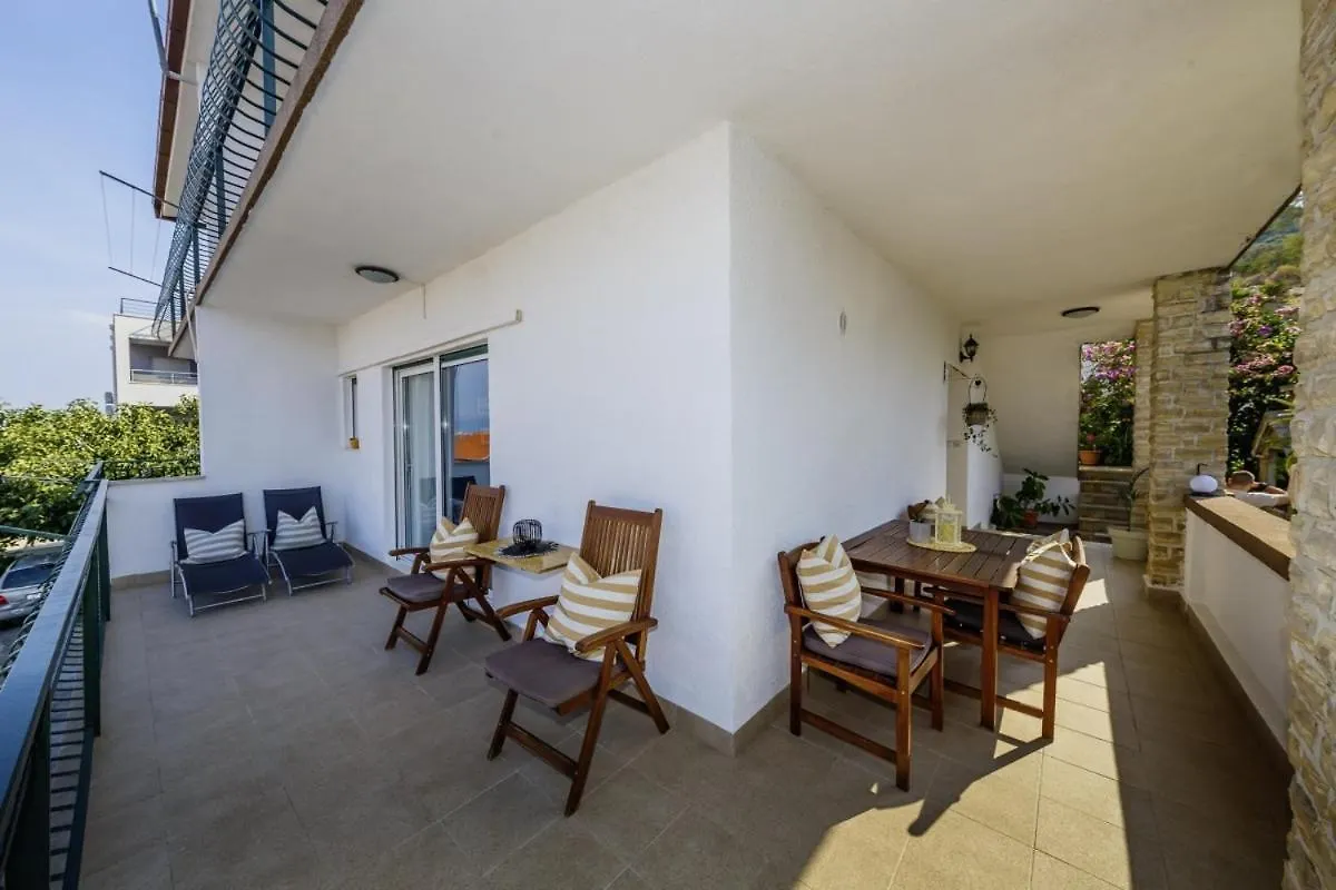 Hotel Barba In Trogir - Mittel-Dalmatien à Mastrinka 0*,