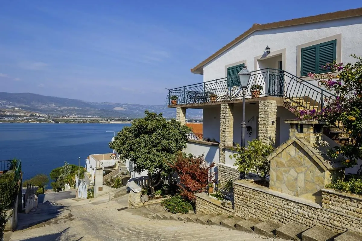 Barba In Trogir - Mittel-Dalmatien Hotel Mastrinka Croatia