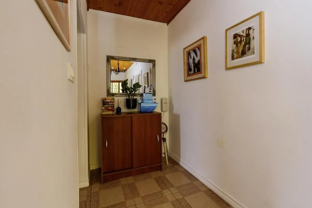 Guest house Barba In Trogir - Mittel-Dalmatien Hotel Mastrinka