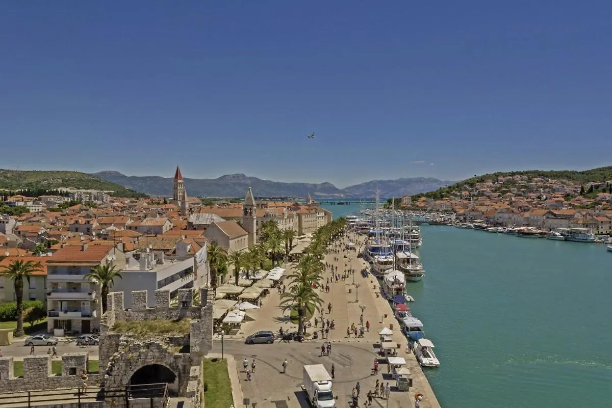 Barba In Trogir - Mittel-Dalmatien Hotel Mastrinka Guest house
